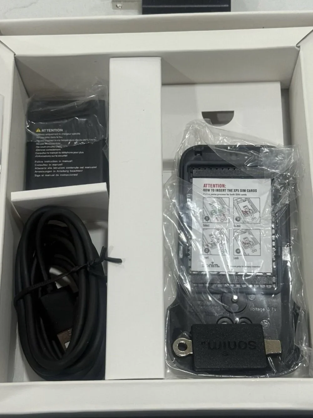 Sonim XP3 XP3800 - 8GB - Black Dual SIM Rugged Flip Phone SPRINT